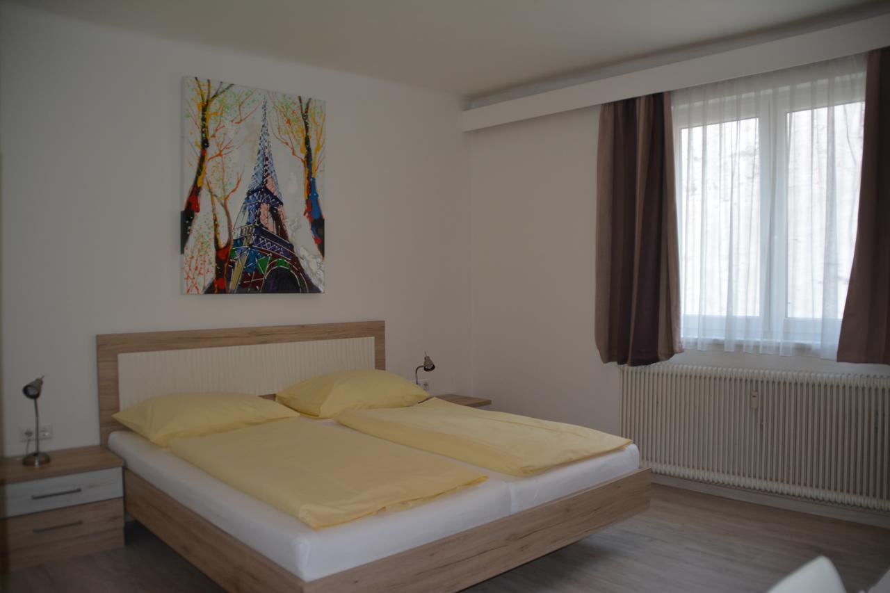 Hotel Lenau Stockerau Eksteriør billede