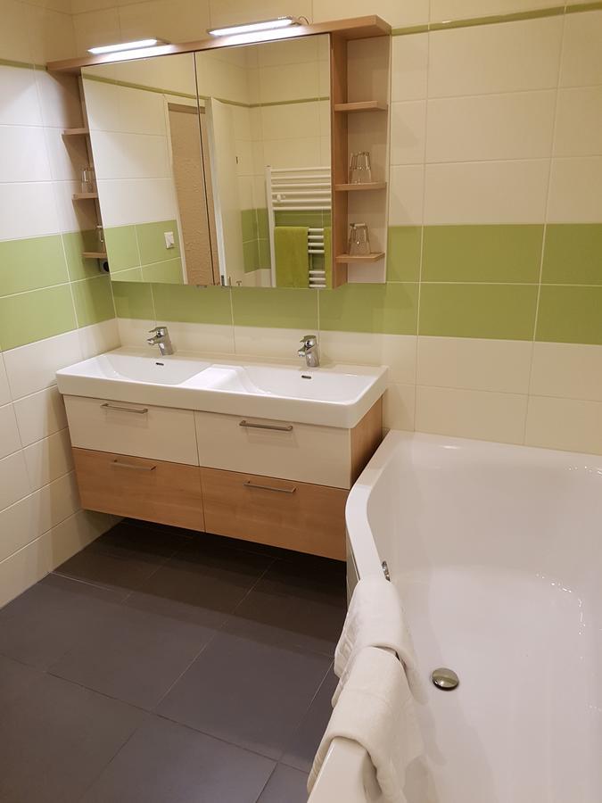 Hotel Lenau Stockerau Eksteriør billede